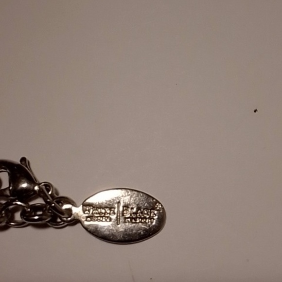 White House Black Market Necklace - Picture 3 of 4